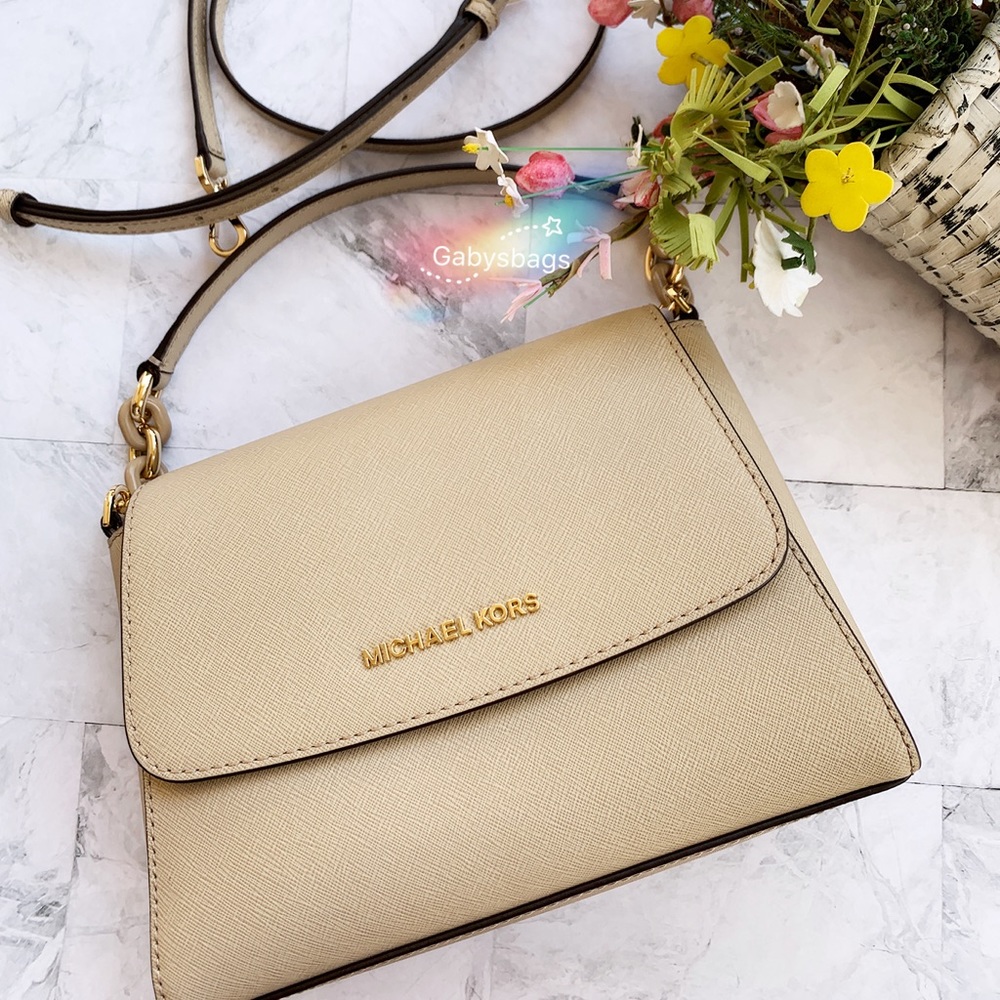 👜💕NWT Michale Kors Satchel Crossbody ‼️SALE‼️‼️ - Picture 3 of 6